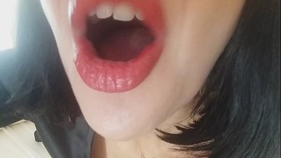 ਹਨੀ, ਤੇਰੀ ਮਤਰੇਈ ਮਾਂ ਤੈਨੂੰ ਅੱਜ ਸਕੂਲ ਨਹੀਂ ਜਾਣ ਦੇਵੇਗੀ... ਮੈਨੂੰ ਤੇਰੀ ਬਹੁਤ ਲੋੜ ਹੈ...